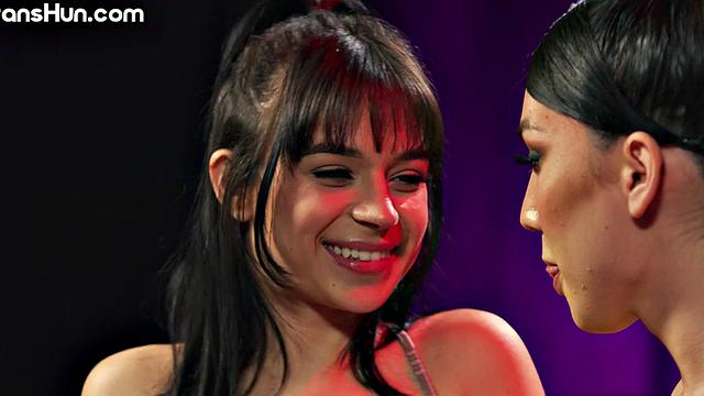 TS hunny footjerked by dirtytalking babe before cockriding