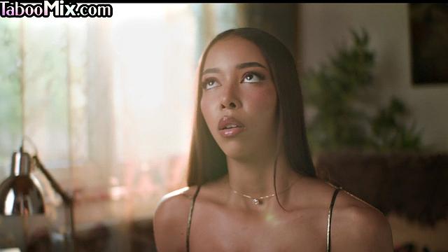 Petite lesbo babe gets licked by newbae