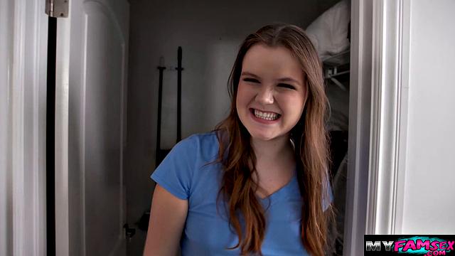 My slut stepcousin lets me eat and fuck her pussy