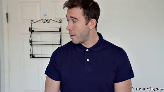 Лекси Лор устроила минет в изоляторе-вот это наказание!