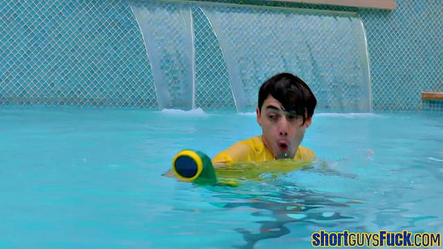 Busty blonde MILF bouncing on shorty