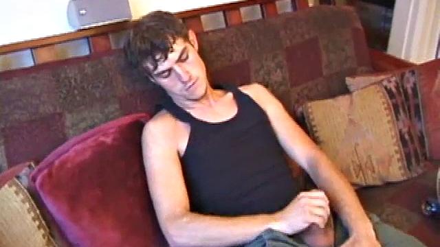 Str8 Reese Rubs One Out