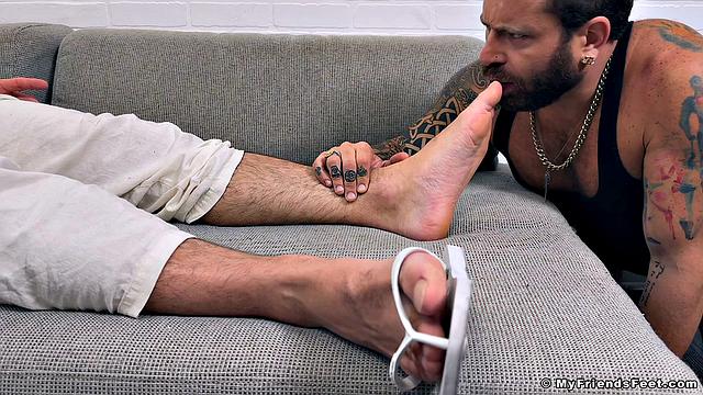 Kev Inspiring Feet Get Worshiped - Kev Inspiring