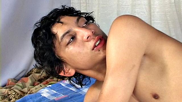 Latin twinks Marino and Desidrio have been lusting for each other, so it was only a matter of time before these horny Latin twinks ended up in bed together. There, the boys are quick to strip each other naked, and a hot oral exchange follows.