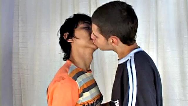 Latin twinks Marino and Desidrio have been lusting for each other, so it was only a matter of time before these horny Latin twinks ended up in bed together. There, the boys are quick to strip each other naked, and a hot oral exchange follows.