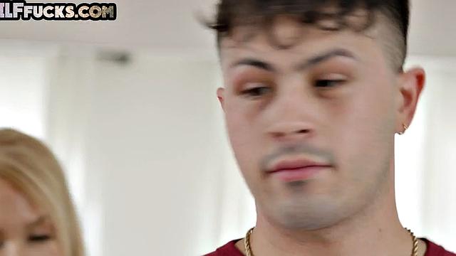 Stunning GILF sucks cock and gets doggystyled in kitchen