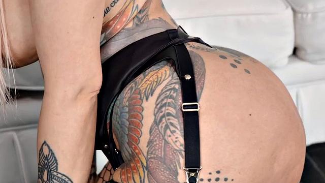 BDSM big ass spanking and whipping