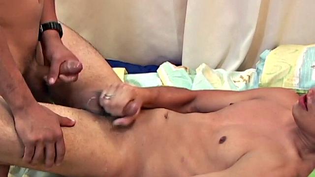 Amateur Latin twink gets fucked at home by BF with cumshot