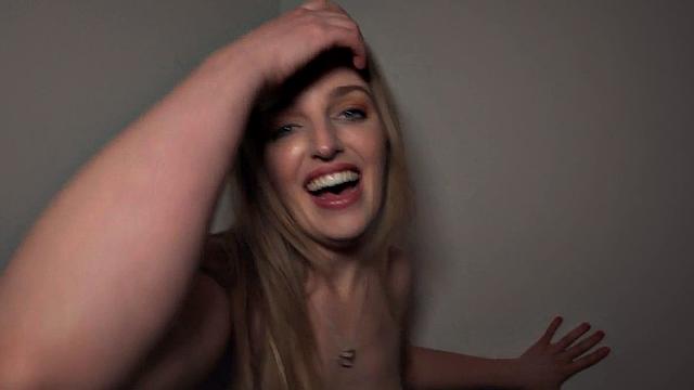 Cash for BJ: POV sex with a hot babe for some quick cash