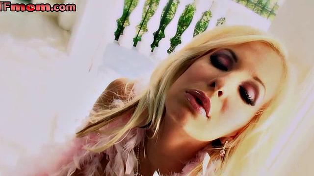 Blonde MILF bouncing on her beau