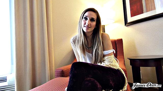 Mystica Jade Texting While Sex