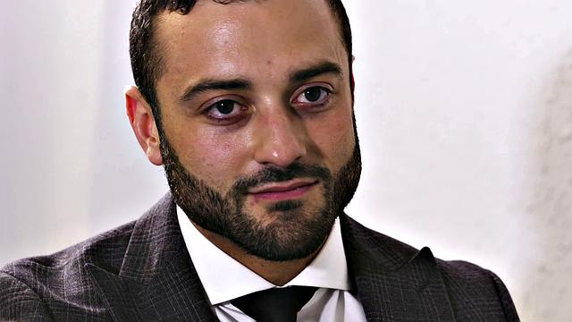 New York Realtor Fucks HR Honcho - RagingStallion