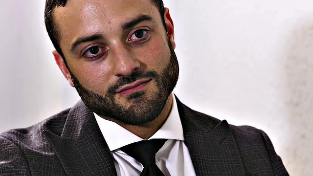 New York Realtor Fucks HR Honcho - RagingStallion