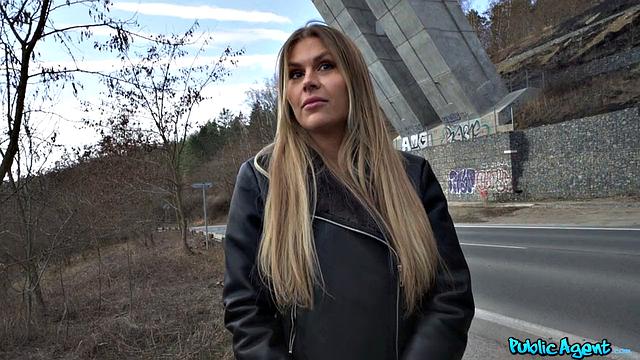 The Hitchhiking Boobs