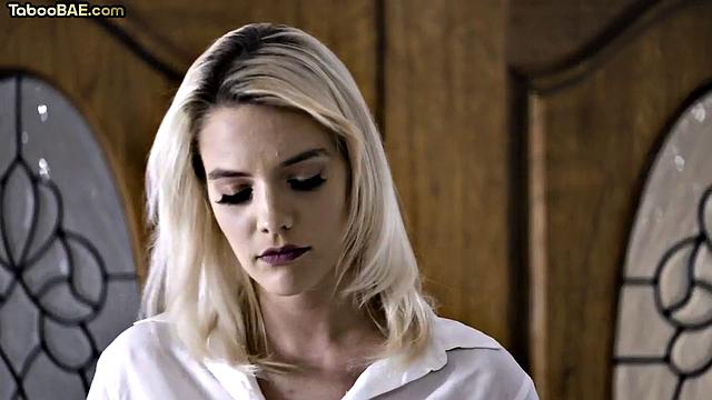 Cockhungry babes sharing in 3some