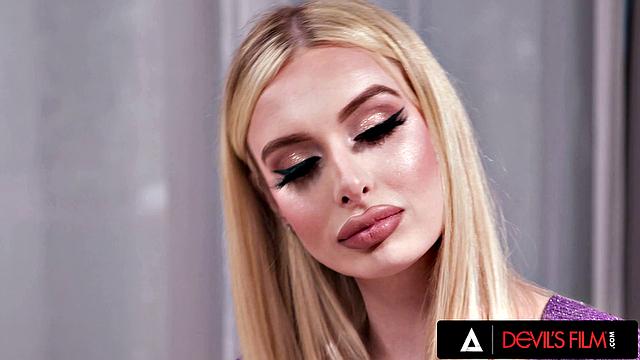 DEVILS FILM - Stunning Trans Ivory Mayhem Fucks Tight Kimmy Kimm's Pussy