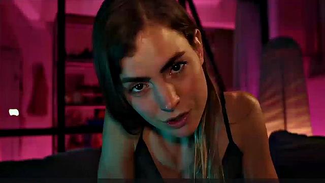 Hannah Hoekstra naked in the bath