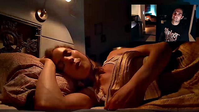 Hannah Hoekstra naked in the bath