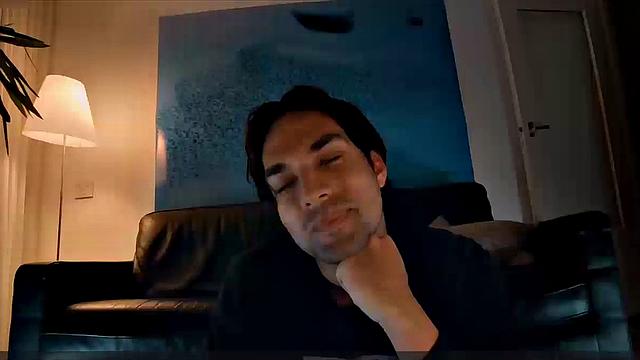 Hannah Hoekstra naked in the bath