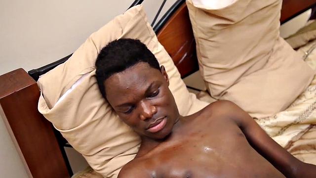 Real amateur wanking his cock in solo