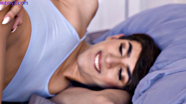 Dildo-loving 21yo femboy gets fucked in ass by his top BF