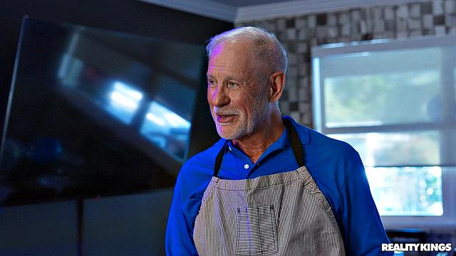 BBQ Bash & Sneaky Smash