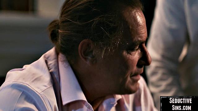 Big ass horny babe cockriding her lover