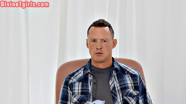 Busty ebony TS and her BF analfucking