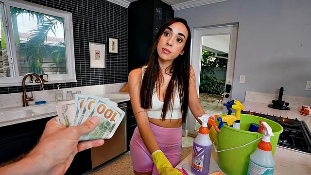 Perky housekeeper deepthroating new boss