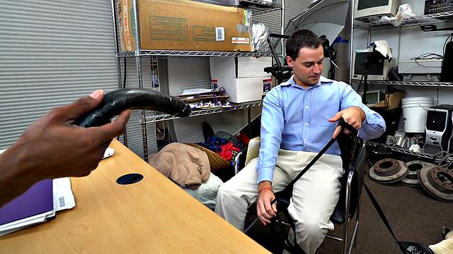 IR amateur assfucked by black cock in office till facial