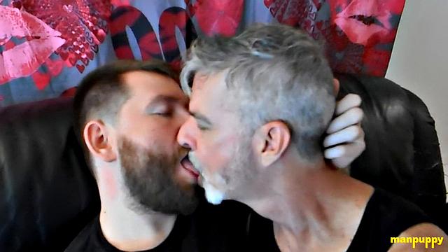 Passionate Gay Kisses 29 - Kaleb DeWulf & Richard Lennox