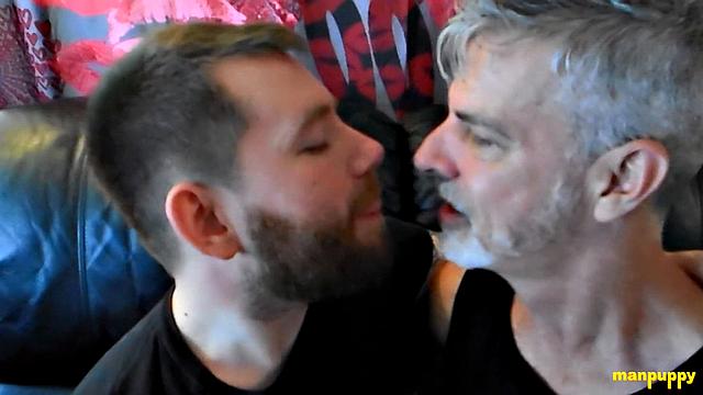 Passionate Gay Kisses 29 - Kaleb DeWulf & Richard Lennox