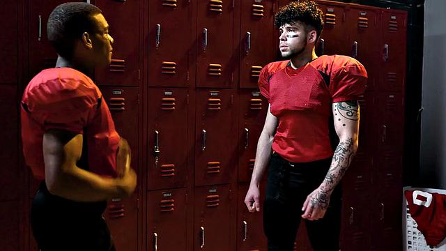 Sportive stud rimmed and barebacked in locker room