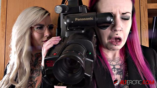 Female Detectives Probe Alien Pussy Tattoo!