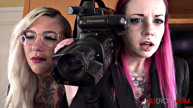 Female Detectives Probe Alien Pussy Tattoo!