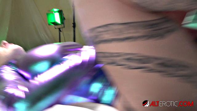 Female Detectives Probe Alien Pussy Tattoo!