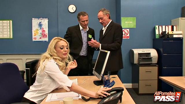 Syren Sexton meets Dover