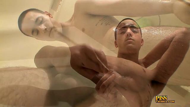 Leo McArthur Gets Wet and Wild