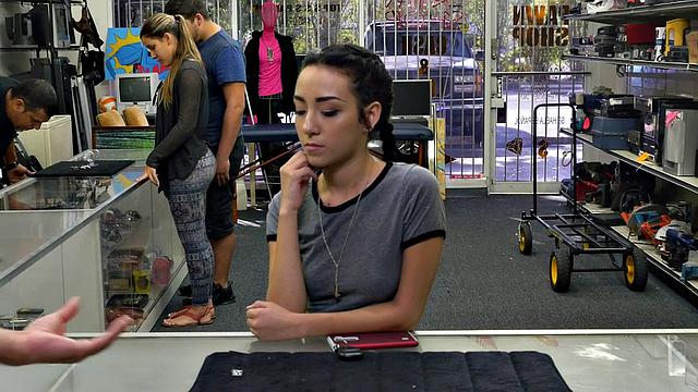 брутальная брюнетка с хвостиками получает жесткий pov трах и сперму на лицо