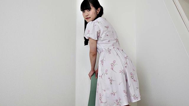 Sumire Mizuno: J-Pop Star Dreams of Being a Porn Actress
