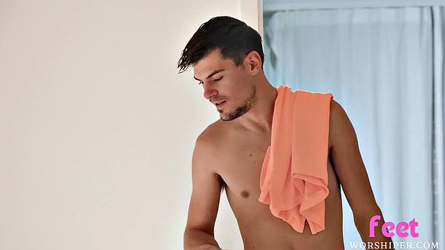 anal-loving bae footjerking her BF