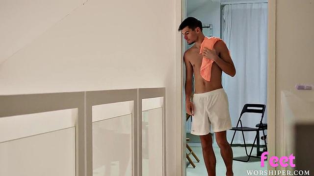 anal-loving bae footjerking her BF