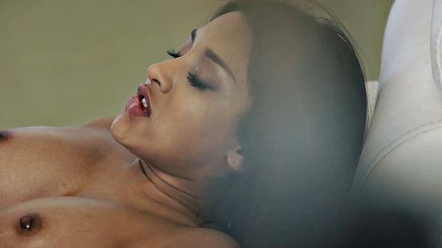 21 NATURALS - Sexy Brunette Roxy Enjoys Taking Kristof Cale's Hard Dick In Her Tiny Ass!