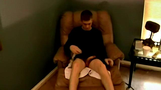 Hung straight guy gets his thick cock drained by another man