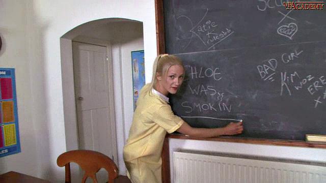 Chloe K- I'm smokin'!