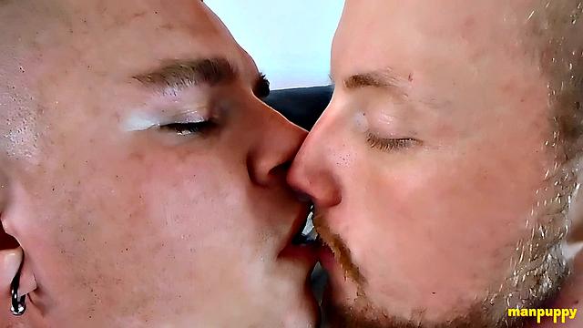 Passionate Gay Kisses Featuring Leo & JC - JC Dickerson & Leo Blue