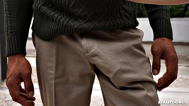 Forget Your Spouse, Threesome House