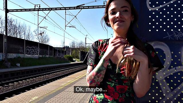 Tattooed minx gets off on cock & takes it in every position outdoors