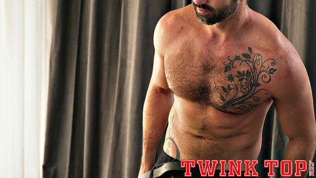 Cole Blue Chapter 1 - New Member