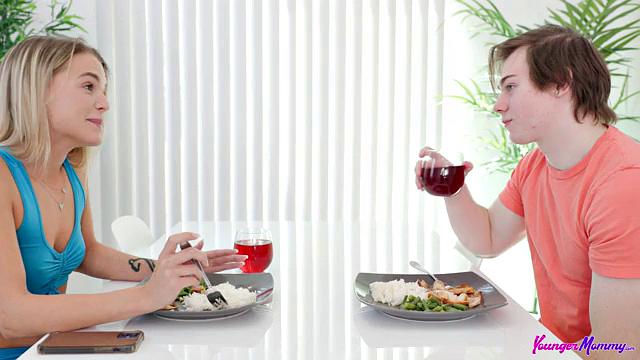 What Mommy Wants - S1:E9